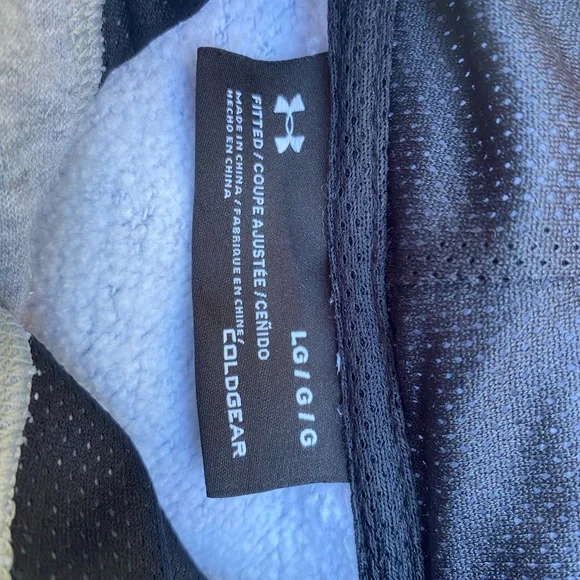 Under Armour Fitted Heather Gray Hoodie with Vibrant Yellow Logo - Picture 7 of 7